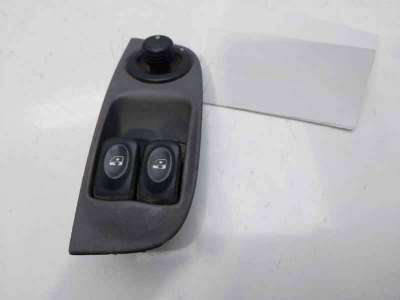 MANDO ELEVALUNAS DELANTERO IZQUIERDO RENAULT MEGANE I CLASSIC (1999-2003) 1.6 16V (LA00, LA04, LA0B, LA11, LA16, LA19, LA1J