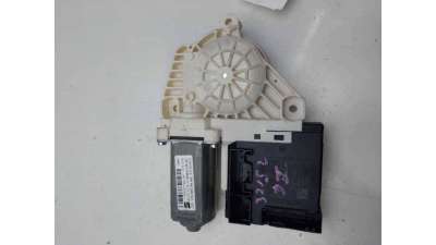 MOTOR ELEVALUNAS DELANTERO IZQUIERDO SEAT LEON (2010-2012) 1.6 TDI 105CV 1598CC - L.8258370 / 1P0837401M