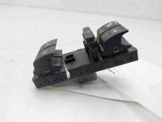 MANDO ELEVALUNAS DELANTERO IZQUIERDO VOLKSWAGEN PASSAT VARIANT (2005-2011) - L.8259195 / 1K4959857A