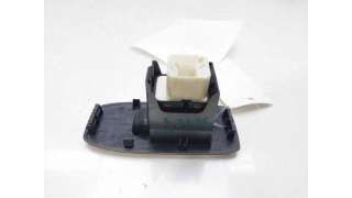 MANDO ELEVALUNAS DELANTERO DERECHO MITSUBISHI MONTERO III (2000-2006) 3.2 DI-D (V68W) 160CV 3200CC - L.8260451 / MR445659