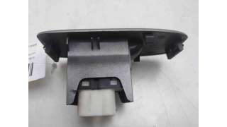 MANDO ELEVALUNAS TRASERO DERECHO MITSUBISHI MONTERO III (2000-2006) 3.2 DI-D (V68W) 160CV 3200CC - L.8260453 / MR445659