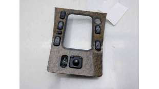 MANDO ELEVALUNAS DELANTERO IZQUIERDO MERCEDES-BENZ CLASE E (1996-1999) E 290 TURBO-D (210.017) 129CV 2874CC - L.8261197 / 2