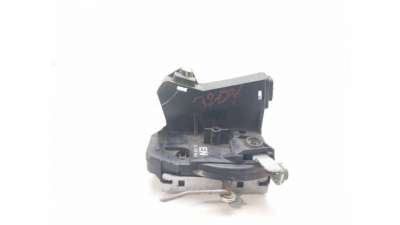 CERRADURA PUERTA DELANTERA IZQUIERDA OPEL CORSA C (2000-2003) 1.0 (F08, F68) 58CV 973CC - L.8262024 / 24434882