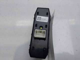 MANDO ELEVALUNAS DELANTERO DERECHO KIA SPORTAGE (2015-) 1.6 GDI 132CV 1591CC - L.8264135 / 93575F1070