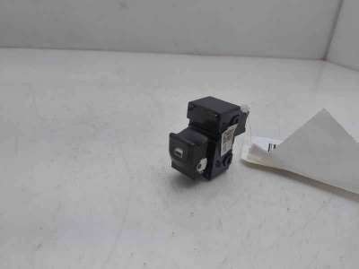 MANDO ELEVALUNAS TRASERO DERECHO KIA PICANTO (2017-) 1.0 67CV 998CC - L.8264447 / 93590G6000