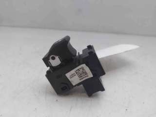 MANDO ELEVALUNAS TRASERO DERECHO KIA PICANTO (2017-) 1.0 67CV 998CC - L.8264447 / 93590G6000