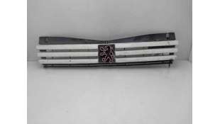 REJILLA DELANTERA PEUGEOT 205 I (1983-1987) 1.7 DIESEL 60CV 1769CC - L.8264603 / 9253108580