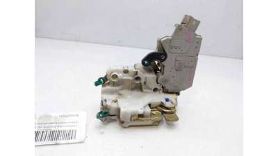 CERRADURA PUERTA DELANTERA DERECHA NISSAN PRIMERA (1996-2000) 1.6 16V 99CV 1597CC - L.8266089 / 805022F911