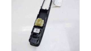 MANDO ELEVALUNAS DELANTERO IZQUIERDO RENAULT CLIO III (2010-2014) 1.5 DCI 75CV 1461CC - L.8273333 / 255700068R