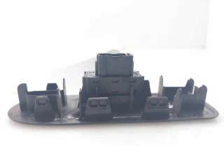 MANDO ELEVALUNAS DELANTERO DERECHO CITROEN C3 II (2009-) 1.4 HDI 70 68CV 1398CC - L.8274070 / 96637534XT