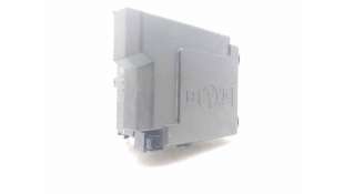 CAJA RELES / FUSIBLES OTROS VEHICULOS - L.8274667 / 7140516030