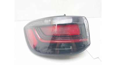 PILOTO TRASERO IZQUIERDO OTROS VEHICULOS - L.8274774 / 20250102
