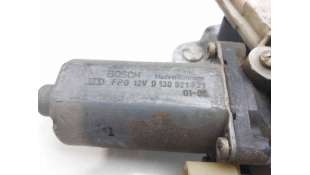 ELEVALUNAS DELANTERO DERECHO RENAULT MEGANE I (1999-2003) 1.4 16V (BA0D, BA1H, BA0W, BA10) 95CV 1390CC - L.8276620 / 770083