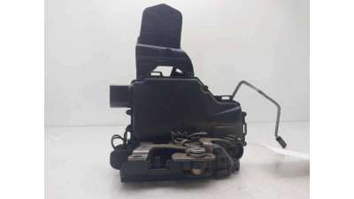 CERRADURA PUERTA DELANTERA IZQUIERDA VOLKSWAGEN PASSAT (2000-2005) 1.9 TDI 130CV 1896CC - L.8279034 / 3B0885737E
