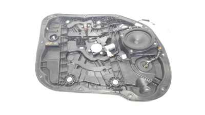 ELEVALUNAS DELANTERO IZQUIERDO KIA CARENS  - M.823764 / 82471A4030