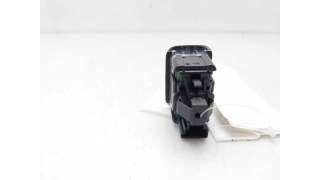 MANDO ELEVALUNAS TRASERO DERECHO MERCEDES-BENZ CLASE A (2012-2018) A 180 CDI / D (176.012) 109CV 1461CC - L.8282995 / A2049
