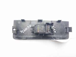 MANDO ELEVALUNAS TRASERO DERECHO NISSAN NP300 NAVARA (2006-) 2.5 DCI 4WD 171CV 2488CC - L.8283836 / 82960EA300 2