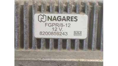 CAJA PRECALENTAMIENTO RENAULT MEGANE III COUPE  - M.826074 / 8200859243