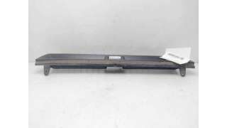 REJILLA DELANTERA SEAT TOLEDO I (1991-1996) 1.8 I 88CV 1781CC - L.8288011 / 1L0853653