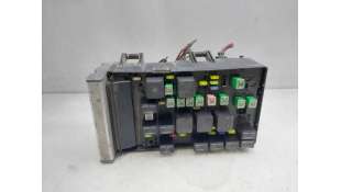 CAJA RELES / FUSIBLES CHRYSLER VOYAGER IV (2000-2008) 2.4 147CV 2429CC - L.8289128 / 04727480AC