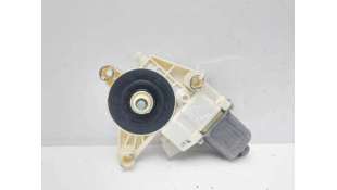 MOTOR ELEVALUNAS DELANTERO IZQUIERDO MERCEDES-BENZ CLASE C (2009-2014) C 200 CDI (204.001) 136CV 2143CC - L.8290155 / A2048