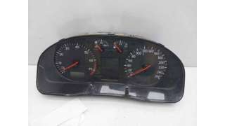 CUADRO INSTRUMENTOS VOLKSWAGEN PASSAT (1996-2000) 1.8 125CV 1781CC - L.8292442 / 3B0920822