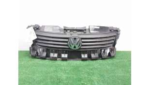 REJILLA DELANTERA VOLKSWAGEN PASSAT (1996-2000) 1.8 125CV 1781CC - L.8292468 / 3B0807231