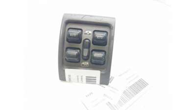 MANDO ELEVALUNAS DELANTERO IZQUIERDO CHRYSLER PT CRUISER (2002-2010) 2.2 CRD 121CV 2148CC - L.8300550 / 0UK931L8AB