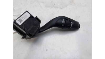 MANDO LIMPIA FORD FOCUS III TURNIER (2010-) 1.6 TDCI 115CV 1560CC - L.8301642 / AV6T17A553AC