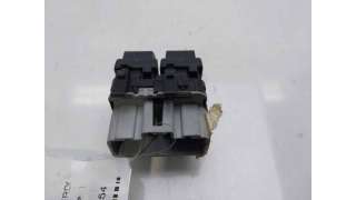 MANDO ELEVALUNAS DELANTERO IZQUIERDO RENAULT MEGANE II (2005-2009) 1.9 DCI 131CV 1870CC - L.8302662 / 8200315013