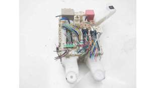 CAJA RELES / FUSIBLES TOYOTA AURIS (2007-2012) 1.6 (ZRE151) 124CV 1598CC - L.8303339 / 8273002150A