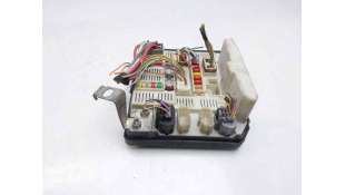 CAJA RELES / FUSIBLES RENAULT MEGANE II (2005-2008) 1.5 DCI (BM1E, CM1E) 106CV 1461CC - L.8303947 / 8200481866