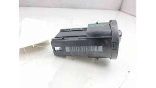 MANDO LUCES VOLKSWAGEN GOLF IV (2000-2005) 1.6 16V 105CV 1598CC - L.8305882 / 1C0941531 2