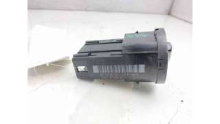 MANDO LUCES VOLKSWAGEN GOLF IV (2000-2005) 1.6 16V 105CV 1598CC - L.8305882 / 1C0941531