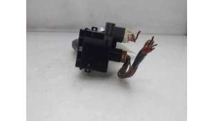 MANDO LUCES NISSAN ALMERA II HATCHBACK (2000-2003) 2.2 DI 110CV 2184CC - L.8308200 / 25540AV620 2