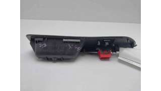 MANDO ELEVALUNAS DELANTERO DERECHO RENAULT ESPACE III (1996-2000) 2.0 (JE0A) 114CV 1998CC - L.8311047 / 7701686913
