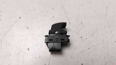 MANDO ELEVALUNAS TRASERO DERECHO SEAT LEON  - M.846718 / 5G0959855Q