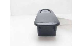 MANDO ELEVALUNAS DELANTERO IZQUIERDO RENAULT MEGANE II (2005-2009) 1.9 DCI 131CV 1870CC - L.8319214 / 156018090D