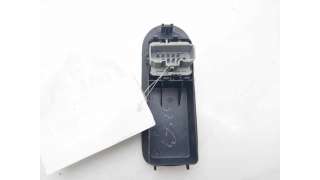 MANDO ELEVALUNAS DELANTERO IZQUIERDO RENAULT MEGANE II (2005-2009) 1.9 DCI 131CV 1870CC - L.8319214 / 156018090D