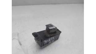 MANDO ELEVALUNAS DELANTERO DERECHO SSANGYONG KORANDO (2019-) - L.8319686 / 8585037200