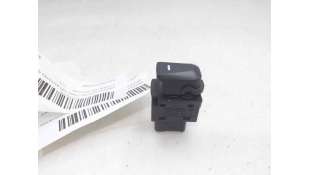 MANDO ELEVALUNAS DELANTERO IZQUIERDO HYUNDAI IX35 (2010-) 1.7 CRDI 116CV 1685CC - L.8320924 / 935752Y0109P