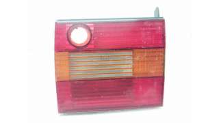 PILOTO TRASERO DERECHO INTERIOR VOLKSWAGEN PASSAT (1990-1996) 2.0 115CV 1984CC - L.8322502 / 3A5945107