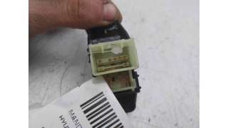 MANDO ELEVALUNAS TRASERO DERECHO HYUNDAI KONA (2017-) - L.8323559 / 3K552B1200