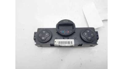 MANDO CLIMATIZADOR RENAULT MEGANE II SEDÁN (2003-) 1.9 DCI (LM0G, LM1G, LM2C) 120CV 1870CC - L.8324531 / 8200312940