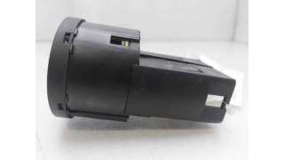 MANDO LUCES VOLKSWAGEN POLO (2014-) 1.6 90CV 1598CC - L.8325056 / 6R0941531B