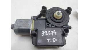 MOTOR ELEVALUNAS TRASERO DERECHO VOLKSWAGEN POLO (2014-) 1.6 90CV 1598CC - L.8325156 / 6R0959812N