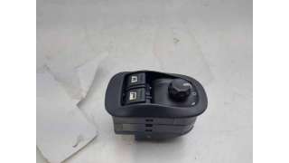 MANDO ELEVALUNAS DELANTERO IZQUIERDO PEUGEOT EXPERT FURGÓN (1996-2000) 1.9 TD 90CV 1905CC - L.8326079 / 199617372