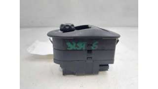 MANDO ELEVALUNAS DELANTERO IZQUIERDO PEUGEOT EXPERT FURGÓN (1996-2000) 1.9 TD 90CV 1905CC - L.8326079 / 199617372