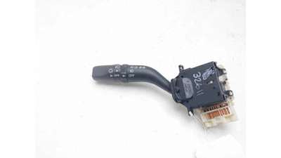 MANDO LUCES MAZDA 6 HATCHBACK (2002-2007) 2.0 DI 136CV 1998CC - L.8327990 / GJ6A66122