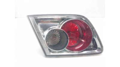 PILOTO TRASERO DERECHO INTERIOR MAZDA 6 HATCHBACK (2002-2007) 2.0 DI 136CV 1998CC - L.8328122 / GJ6A513H0C